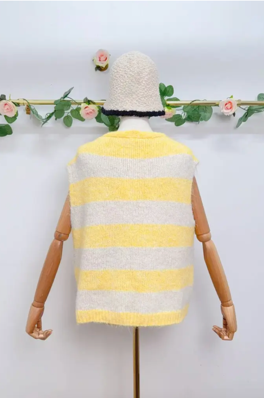 Strickweste mit Herz-Muster