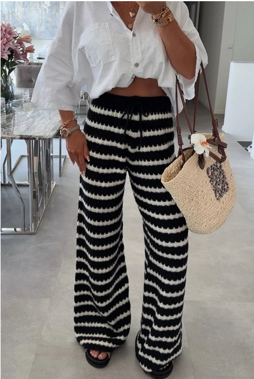 Wide Leg Strickhose